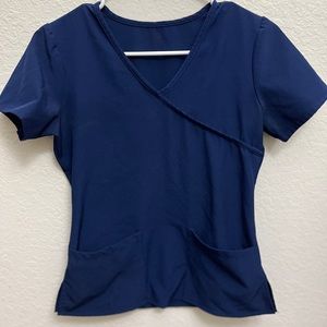 Xs scrub top in womens